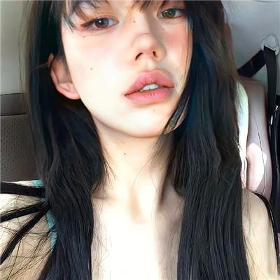 一位站立的人海报