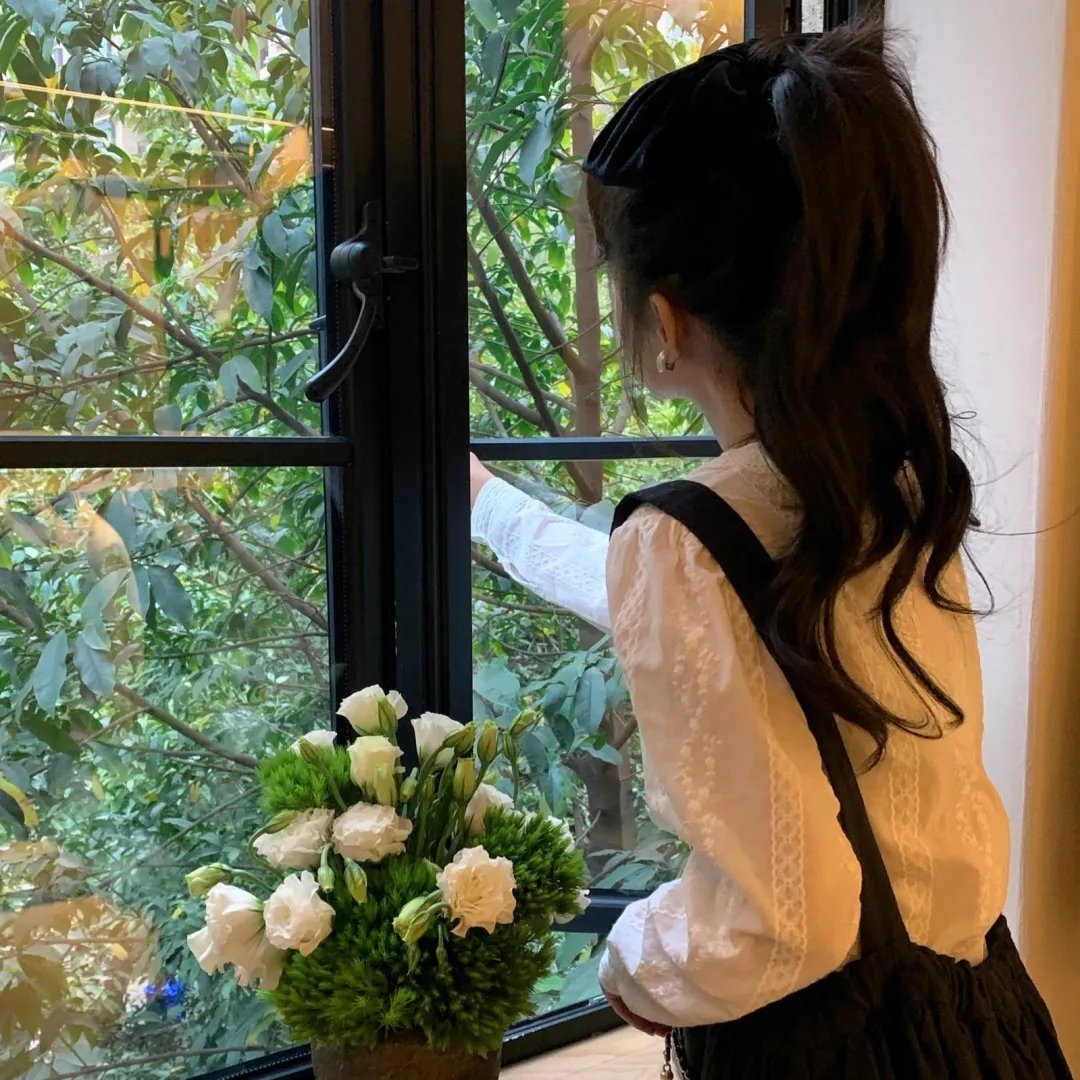 春日苦短少年恋爱吧。海报