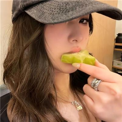 女人国的污染报告海报